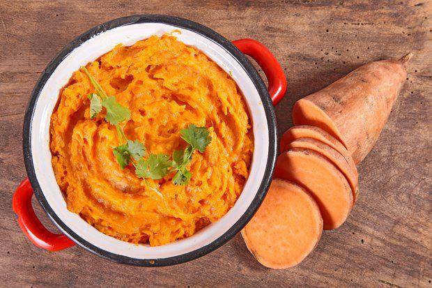 Подавать, как и картофельное пюре, с овощами или мясом. Приятного аппетита!