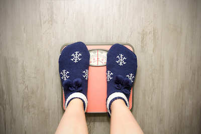 Почему зимой растет вес?