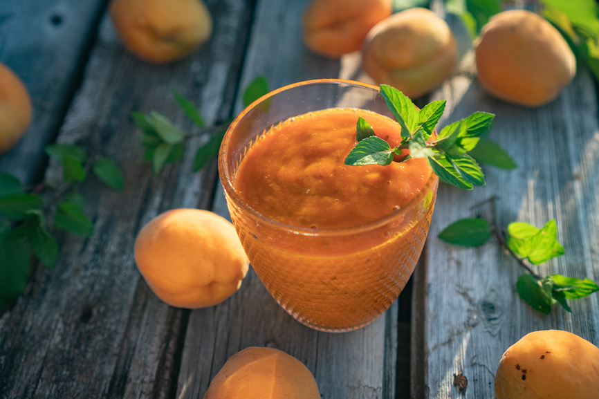 Фирменный рецепт от «Формулы еды»: смузи с абрикосовым соком