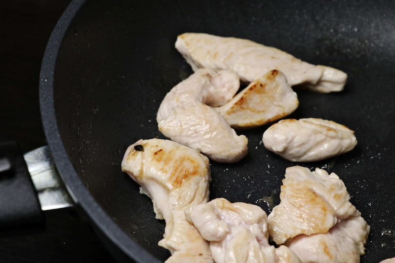 Индейка с брокколи и грибами 2