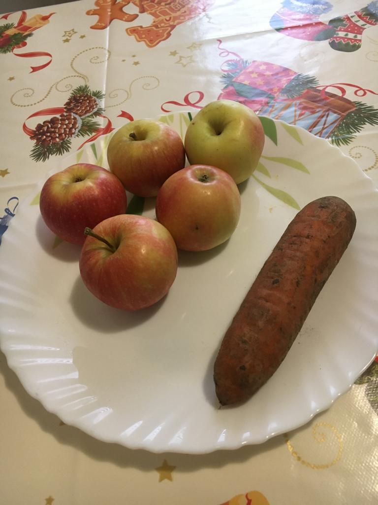 Я обычно беру яблоко и морковь в пропорции 50:50