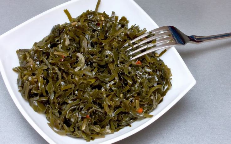 Сушеная морская капуста жареная