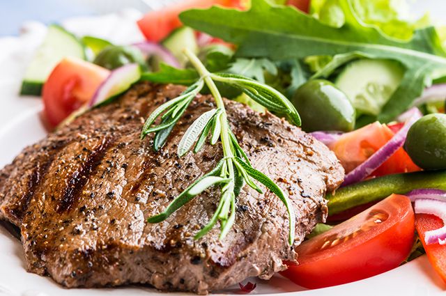 Разгрузочный день: мясо со свежими овощами