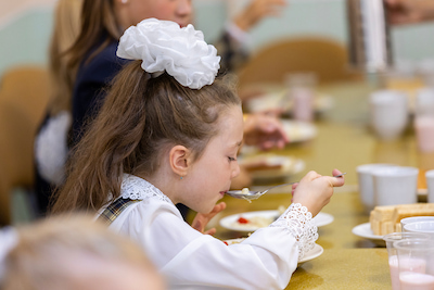 Стартует Всероссийская горячая линия по вопросам организации питания в школах