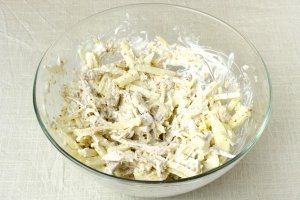 Хорошенько смешать все и подавать на стол.