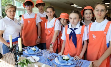 Более 3 тысяч детей приняли участие в фестивале «Национальная кухня России» в ВДЦ «Орленок»