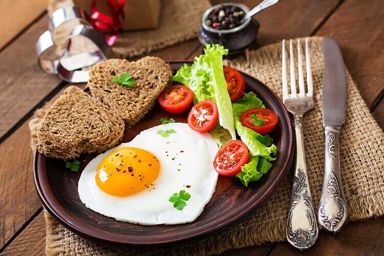 Программа «Жить здорово» о полезном завтраке