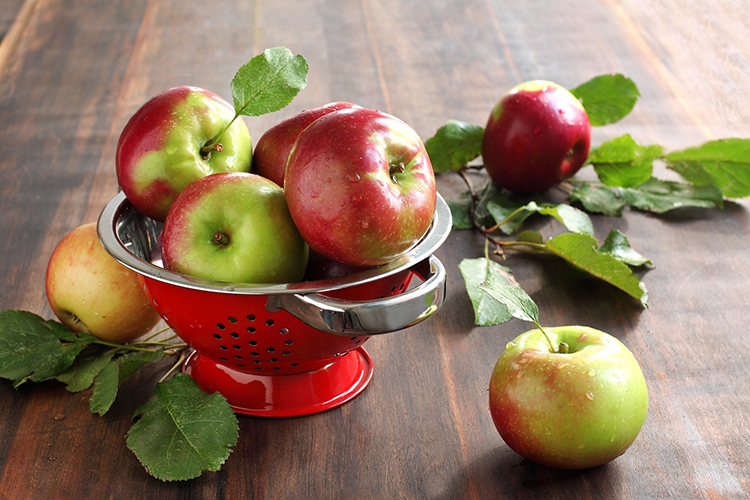 «Формула еды»: яблоко – полезный десерт