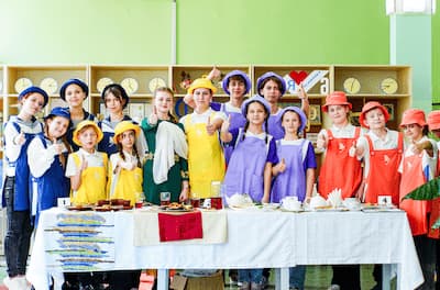 Более 1000 детей из 40 регионов России приняли участие в фестивале «Национальные кухни России» в ВДЦ «Орленок»