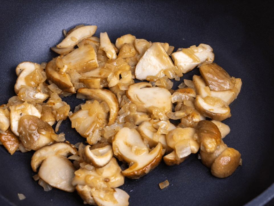 Перловка с белыми грибам 4