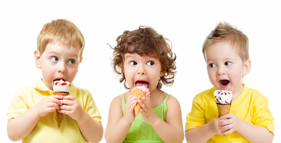 Если ребенок ест много сладостей, это вредно?