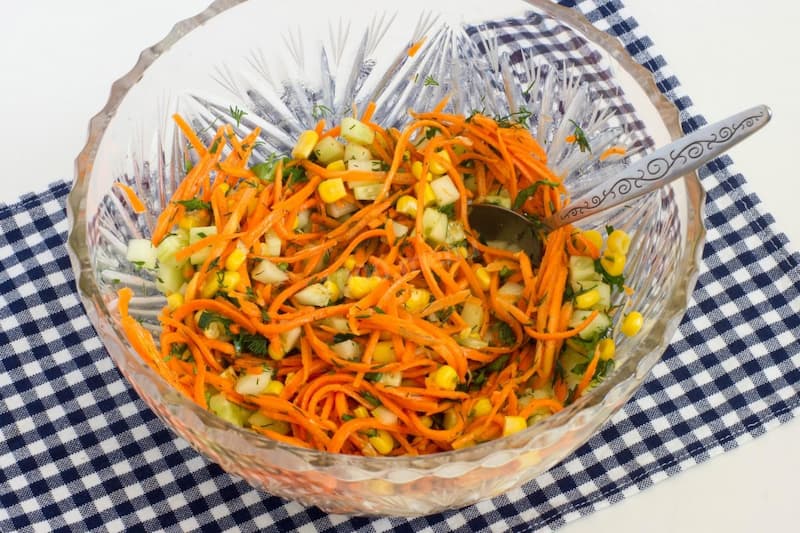 Салат с репой и корейской морковью