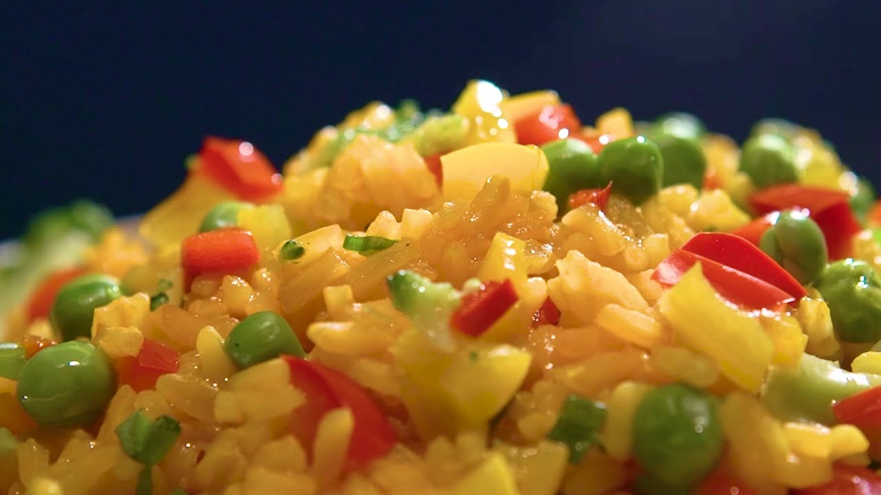 Варёный рис с овощами