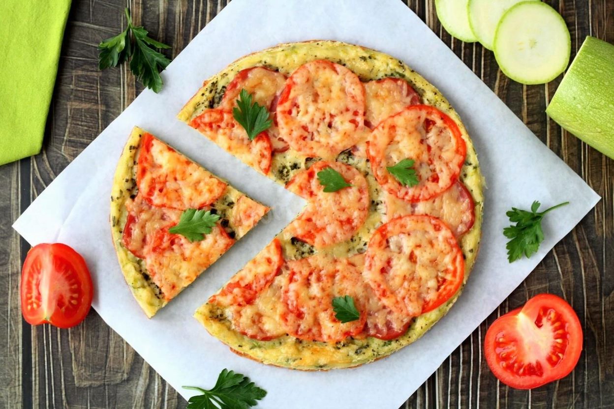 Выпекать в разогретой духовке до 200 градусов в течении 30 минут. 