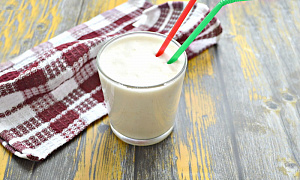 Банановый коктейль