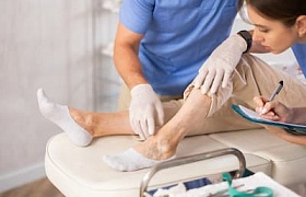 Диетолог перечислил запрещенные при варикозе продукты