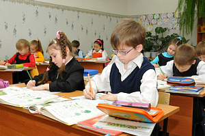Итоги горячей линии по вопросам качества и безопасности детских товаров и школьных принадлежностей подвели в Омской области