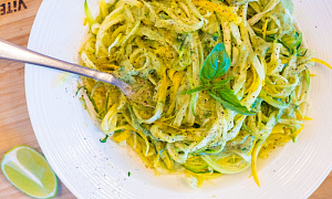 Кабачковая паста с куриным филе